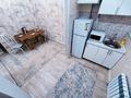 1-комнатная квартира · 50 м² · 1/7 этаж, 16-й мкр 61 — МОРЕ,АКВАПАРК,ТРК АКТАУ,ЦЕНТР ГОРОДА за 7 000 ₸ в Актау — фото 4