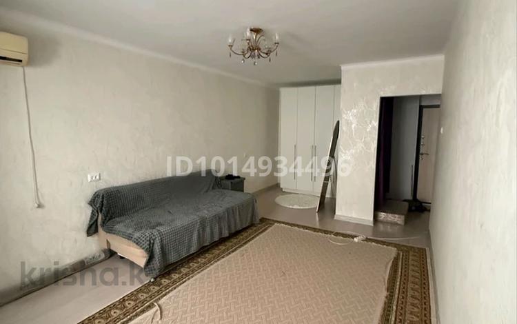 1-комнатная квартира · 40 м² · 1/9 этаж, 12-й мкр, 12-ш/а. 34 за 11 млн ₸ в Актау — фото 2