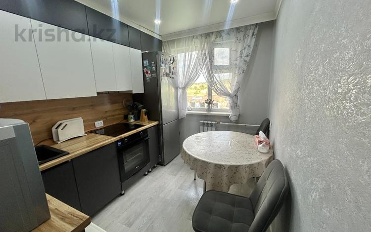 2-бөлмелі пәтер · 44 м² · 5/5 қабат, Майкудук, 19й микрорайон, бағасы: 13.5 млн ₸ в Караганде, Алихана Бокейханова р-н — фото 9