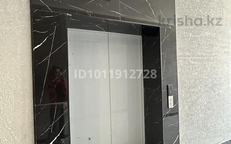 2-бөлмелі пәтер · 77 м² · 2/7 қабат, 41-й мкр 1, бағасы: 21 млн ₸ в Актау — фото 2