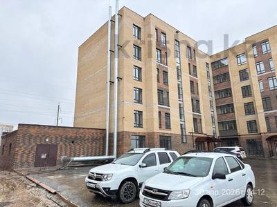 2-комнатная квартира · 70.45 м² · 2/6 этаж, мкр. Алтын орда, Молдагулова 74 за 21 млн ₸ в Актобе