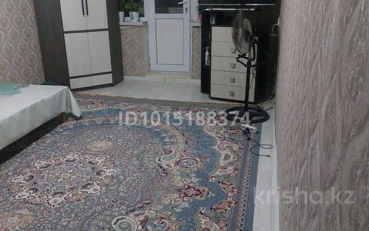 2-бөлмелі пәтер · 43 м² · 4/5 қабат, 11-шағынаудан, 11-шағын аудан, Ш. Уалиханова көшесі 186а, бағасы: 17.5 млн ₸ в Шымкенте, Енбекшинский р-н — фото 2