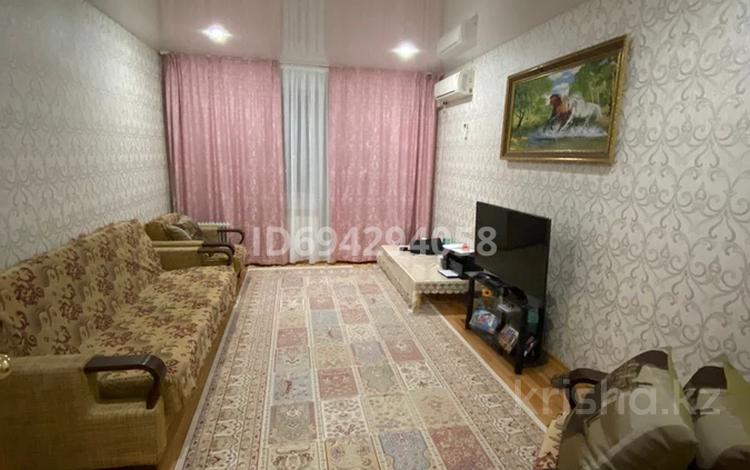 3-комнатная квартира · 70 м² · 9/9 этаж, 10 микрорайон 4 за 18 млн ₸ в Аксае — фото 16