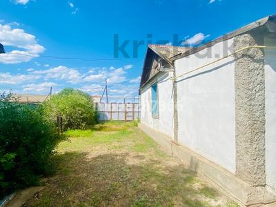 Часть дома · 4 комнаты · 60 м² · 7.6 сот., Маншук Маметовой — Пойма, рядом со школой за 7.5 млн ₸ в Теректы
