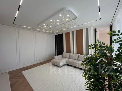 4-комнатная квартира · 190 м², Туран 71 за 155 млн 〒 в Астане