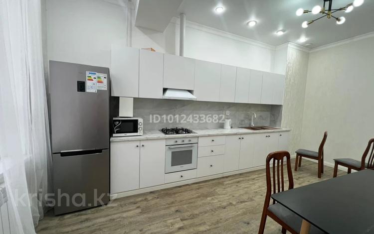 2-комнатная квартира · 75 м² · 8/10 этаж, 18А мкр 5 за 250 000 ₸ в Актау — фото 2