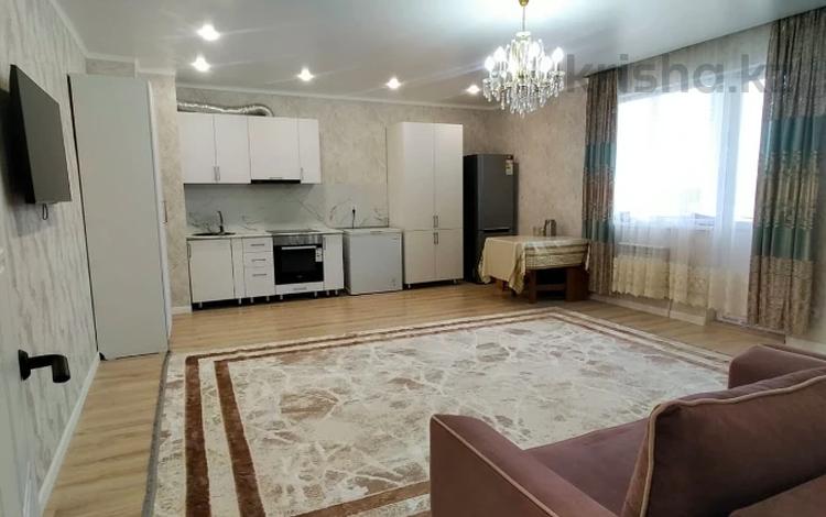 2-комнатная квартира, 56 м², 7/10 этаж, Базовая 4/7