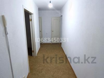 3-комнатная квартира, 67 м², 2/9 этаж, Жалела Кизатова за 25.7 млн 〒 в Петропавловске