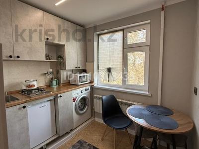 2-бөлмелі пәтер · 70 м² · 3/5 қабат, Туркестанская 2/6, бағасы: 16 000 ₸ в Шымкенте