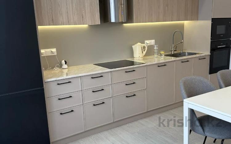 3-бөлмелі пәтер · 94.5 м² · 13/19 қабат, Туран 55 — Средняя школа №111, бағасы: ~ 75 млн ₸ в Астане, Нура р-н — фото 2