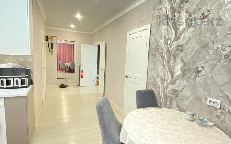 2-бөлмелі пәтер · 55.8 м² · 5/9 қабат, Жумекен Нажимеденов 21/1, бағасы: 35 млн ₸ в Астане — фото 2