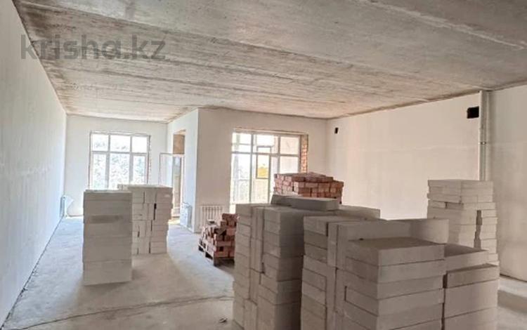 5-комнатная квартира · 147.2 м² · 3/6 этаж, мкр Михайловка , Касыма Аманжолова 96/3 за 56.4 млн ₸ в Караганде, Казыбек би р-н — фото 7
