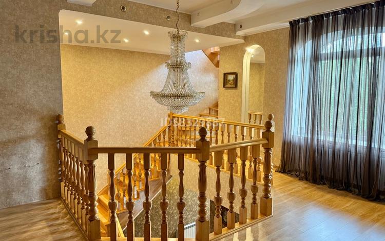 Отдельный дом · 14 комнат · 600 м² · 8.5 сот., Сеченова 18 за 250 млн 〒 в Караганде, Казыбек би р-н — фото 15