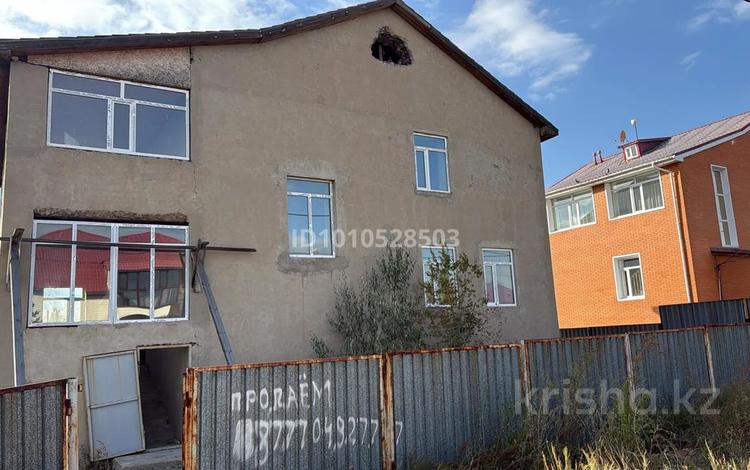 Жеке үй · 5 бөлме · 160 м² · 10 сот., мкр Кунгей , Ж.Алтайбаева 32/1, бағасы: 33 млн ₸ в Караганде, Казыбек би р-н — фото 4