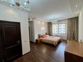 3-комнатная квартира · 130 м² · 5/9 этаж, Кабанбай батыра 51 за 800 000 ₸ в Алматы, Медеуский р-н — фото 7