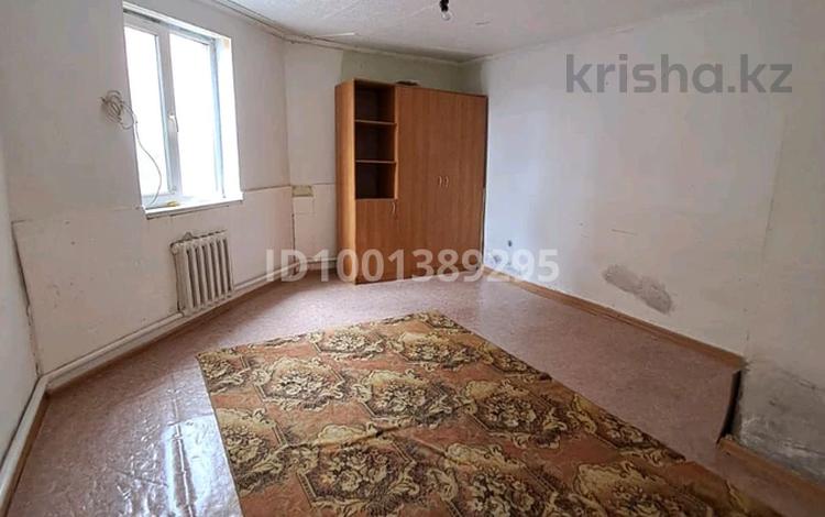 Үйдің бір бөлігі · 1 бөлме · 35 м², Курмангазы, бағасы: 50 000 ₸ в Актобе — фото 2