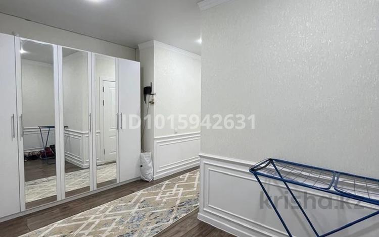 3-комнатная квартира · 100 м², мкр Кайтпас 1, Байдибек би 116 за 250 000 ₸ в Шымкенте, Каратауский р-н — фото 2
