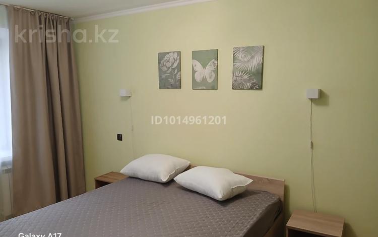 2-комнатная квартира · 56 м² · 7/9 этаж, Назарбаева 75 за 200 000 ₸ в Усть-Каменогорске — фото 2