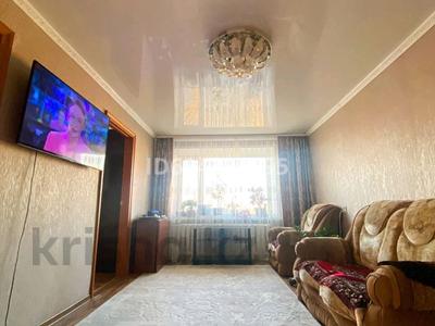 4-комнатная квартира, 63 м², 5/5 этаж, Алия Молдагулова 48Б за 12 млн 〒 в Экибастузе
