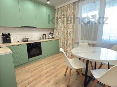 2-комнатная квартира · 65 м² · 12/16 этаж, Абикен Бектурова 11/1 за 320 000 〒 в Астане, Нура р-н