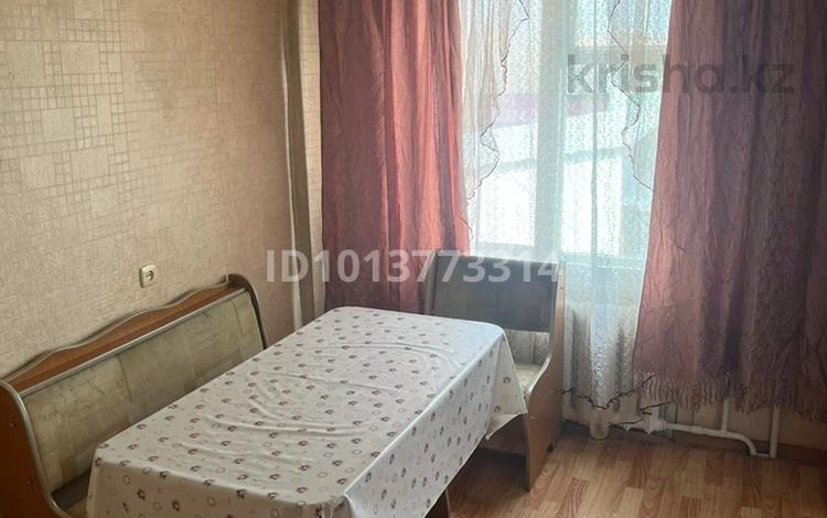 3-комнатная квартира · 50 м² · 3/5 этаж, Мкр 4. — Восточный за 14 млн ₸ в Шемонаихе — фото 10