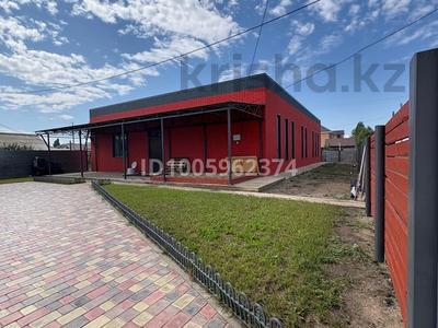 Жеке үй · 5 бөлме · 200 м² · 6 жүзд., Халиды мамановой 1, бағасы: 65 млн ₸ в Актобе, жилой массив Юго-Запад-1