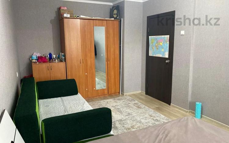 3-комнатная квартира, 61 м², 4/5 этаж, Абая 15 за 24.4 млн 〒 в Усть-Каменогорске — фото 3