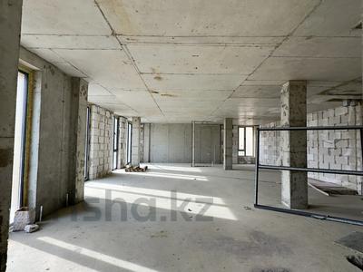 4-комнатная квартира · 155 м² · 1/3 этаж, Ондасынова 20А за 135 млн ₸ в Алматы, Медеуский р-н