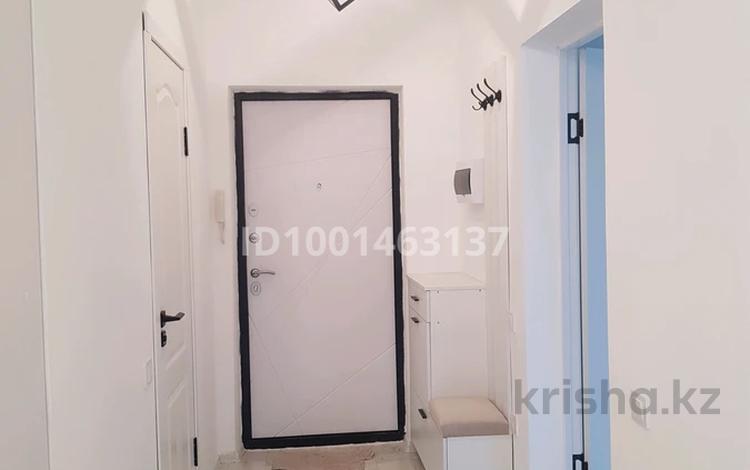 1-бөлмелі пәтер · 41.5 м² · 8/9 қабат, мкр Ожет, Северное Кольцо, бағасы: 230 000 ₸ в Алматы, Алатауский р-н — фото 2
