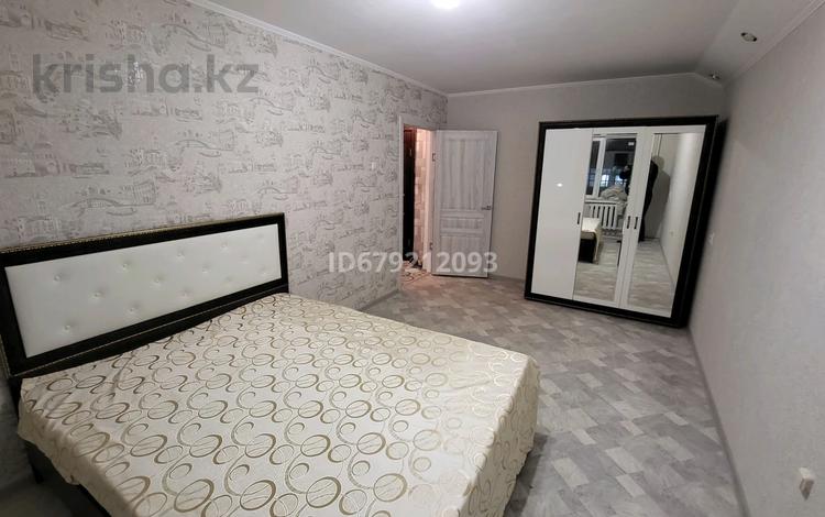 1-бөлмелі пәтер · 43 м² · 4/10 қабат, мкр Кунаева 67/1, бағасы: 140 000 ₸ в Уральске — фото 2