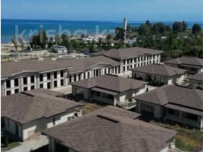 Отдельный дом · 5 комнат · 225 м² · 2 сот., Чолпон-Ата за 160 млн 〒