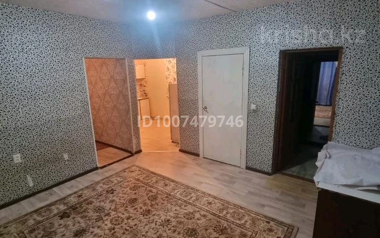 2-бөлмелі пәтер · 50 м², мкр. Зачаганск пгт 13 — Ост. Мустафа Шокай, бағасы: 80 000 ₸ в Уральске — фото 2