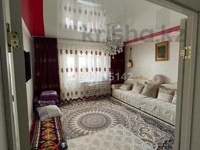 3-бөлмелі пәтер · 70 м² · 2/5 қабат, 6 микрорайон 35а, бағасы: 24.8 млн ₸ в Жезказгане