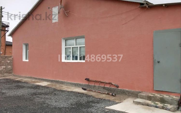 Отдельный дом · 5 комнат · 160 м² · 1000 сот., Ибаш Жанболатова 47 за 37 млн ₸ в Жанаозен — фото 2
