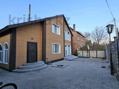 Жеке үй • 5 бөлмелер • 250 м² • 12 сот., Часникова, бағасы: 58 млн 〒 в Усть-Каменогорске