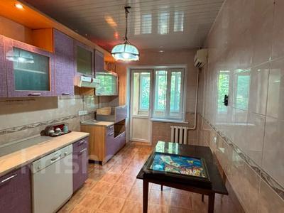 4-бөлмелі пәтер · 80 м² · 2/5 қабат, Таугүл ш/а. 8 — Жандосова, бағасы: 59 млн ₸ в Алматы, Ауэзовский р-н