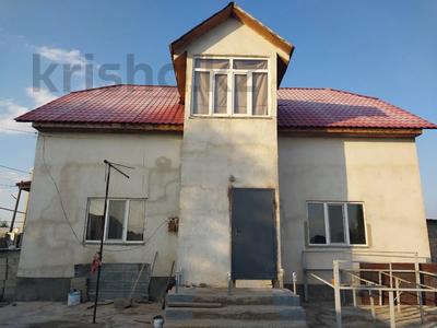 Отдельный дом · 4 комнаты · 200 м², Аксу 100 за 195 000 〒 в Шамалгане