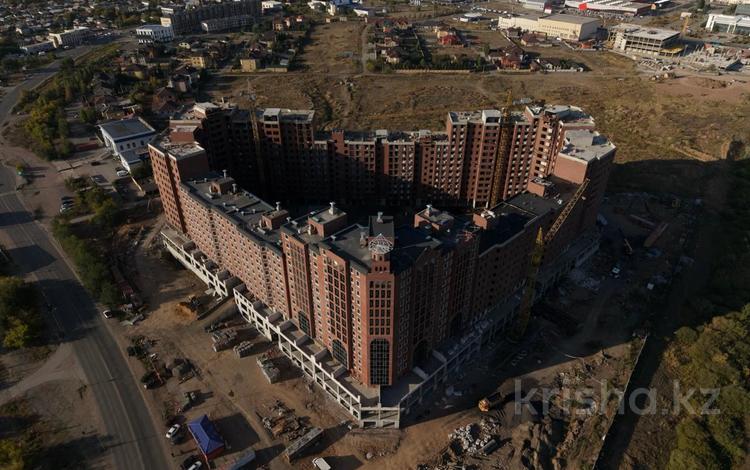 4-бөлмелі пәтер · 106.5 м², ​Микрорайон Оазис, участок 44, бағасы: ~ 30.5 млн ₸ в Караганде — фото 21