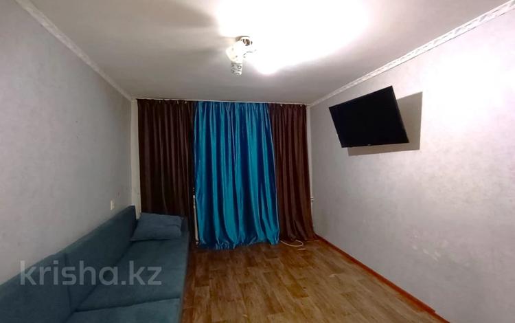 3-бөлмелі пәтер · 50.1 м² · 1/5 қабат, Пришахтинск, 21й микрорайон, бағасы: 11.5 млн ₸ в Караганде, Алихана Бокейханова р-н — фото 2
