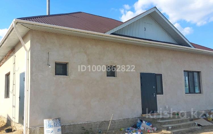 Жеке үй · 3 бөлме · 120 м² · 12 жүзд., Ягодка, бағасы: 15 млн ₸ в  — фото 2