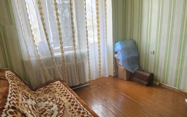 1-комнатная квартира · 30 м² · 5/5 этаж, Шакира Жексенбаева за 7.5 млн ₸ в Уральске — фото 2