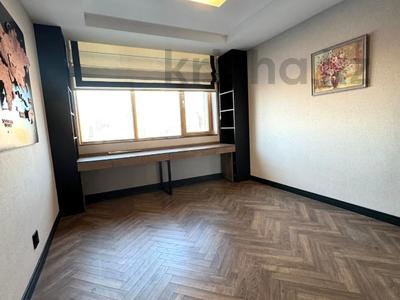3-бөлмелі пәтер · 92 м² · 9/18 қабат, Рахимжана Кошкарбаева 10, бағасы: 84 млн ₸ в Астане, Сарайшык р-н