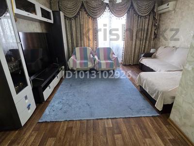 5-комнатная квартира · 90 м² · 9/10 этаж, Шакарима 86а за 350 000 ₸ в Семее