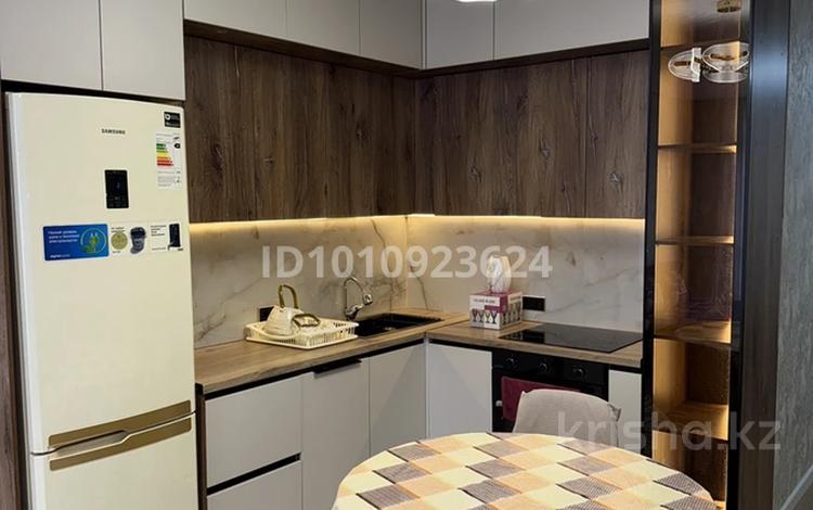 2-комнатная квартира · 56 м² · 5/9 этаж, мкр Думан-2, Мкрн Думан-2 за 300 000 〒 в Алматы, Медеуский р-н — фото 2