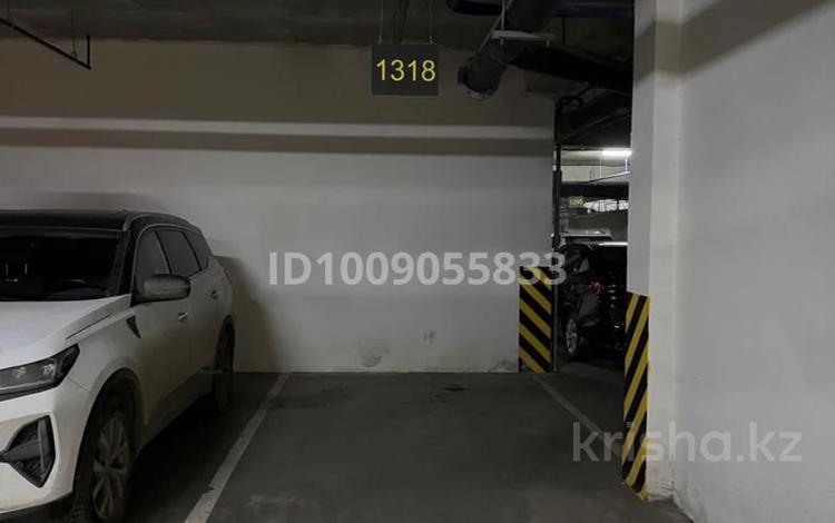 Паркинг · 20 м² · Гагарина 310 — Альфараби - Гагарина за 40 000 〒 в Алматы, Бостандыкский р-н — фото 2