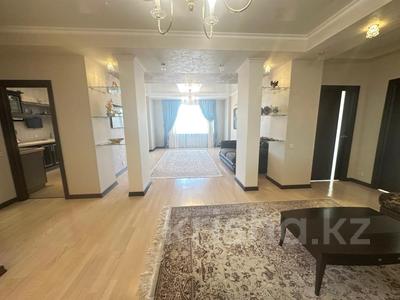 3-комнатная квартира · 117 м² · 4/16 этаж, пр. Республики за 50 млн 〒 в Караганде, Казыбек би р-н