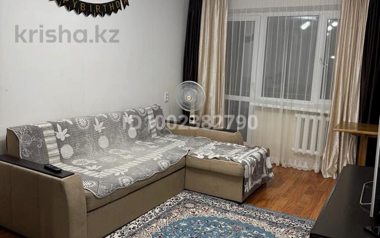 3-бөлмелі пәтер · 64 м² · 4/5 қабат, мкр Юго-Восток 22, бағасы: 23 млн ₸ в Караганде, Казыбек би р-н — фото 2