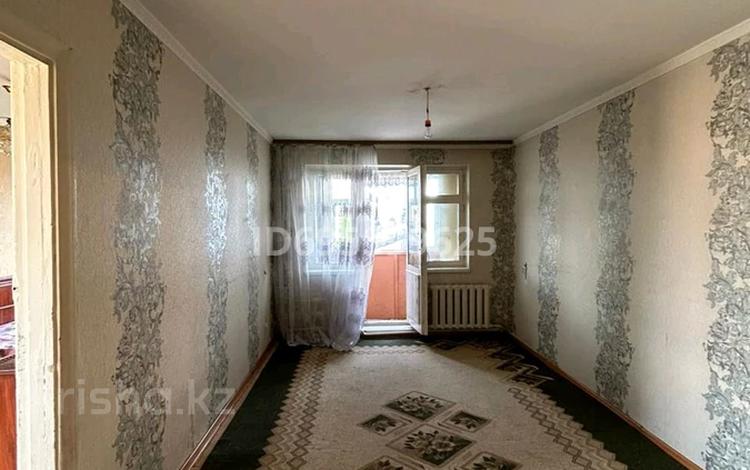 2-бөлмелі пәтер · 44 м² · 5/5 қабат, 1 микрайон 7, бағасы: 10 млн ₸ в Таразе — фото 2