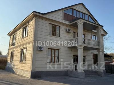 Отдельный дом · 8 комнат · 330.6 м² · 10 сот., ул. Акын Сара 172 — Каблиса Жырау за 150 млн 〒 в Талдыкоргане