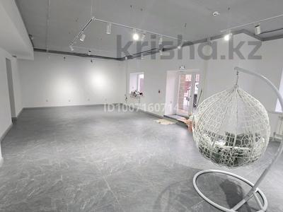 Еркін, кеңселер, дүкендер мен бутиктер, қоғамдық тамақтану орны, сұлулық салондары, медорталықтар мен дәріханалар, білім орталықтары, ойын-сауық · 91 м², бағасы: 41.5 млн ₸ в Кокшетау